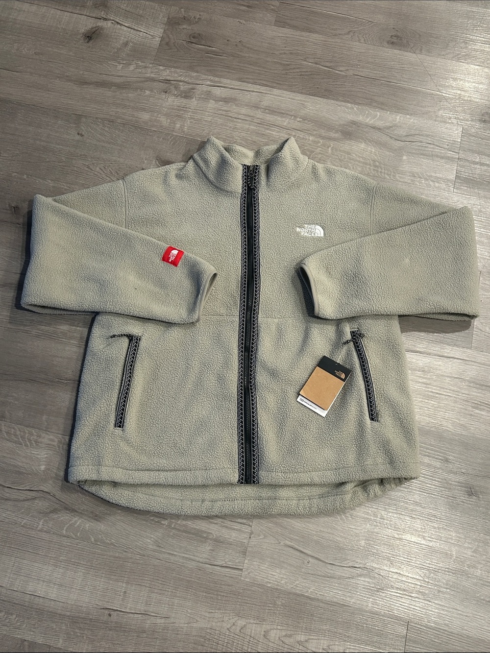 THE NORTH FACE | Women’s Fleece Jacket